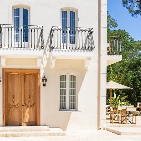 住宿加早餐酒店 Le Clos De La Pinede Chambre Deluxe A 300 Euros
